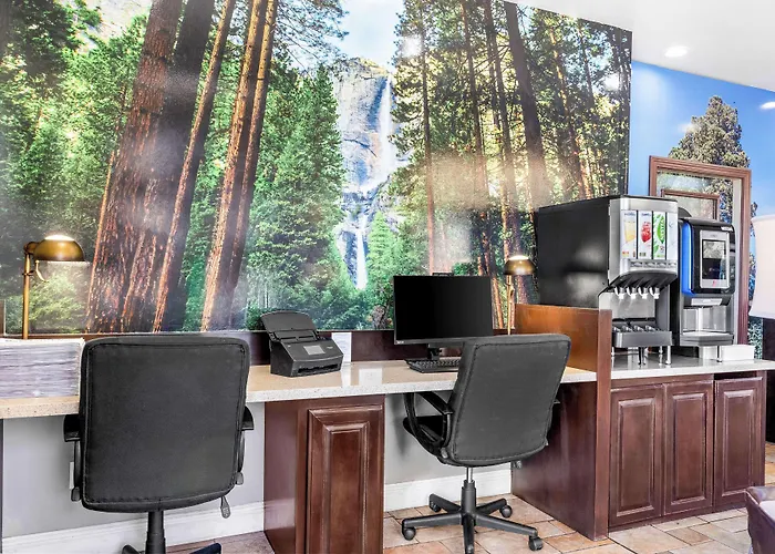 Best Western Plus Yosemite Way Station
